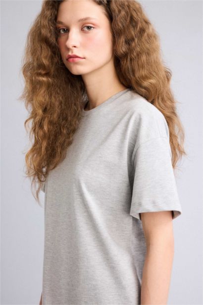 Woman Short Sleeve T-Shirt