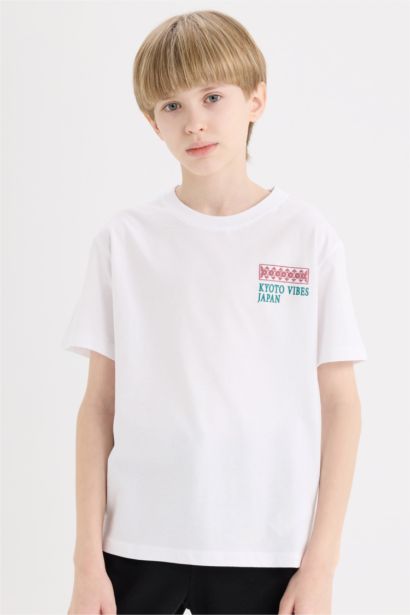 تيشيرت اولادي نص كم قصة عادية برقبة مستديرة أبيض