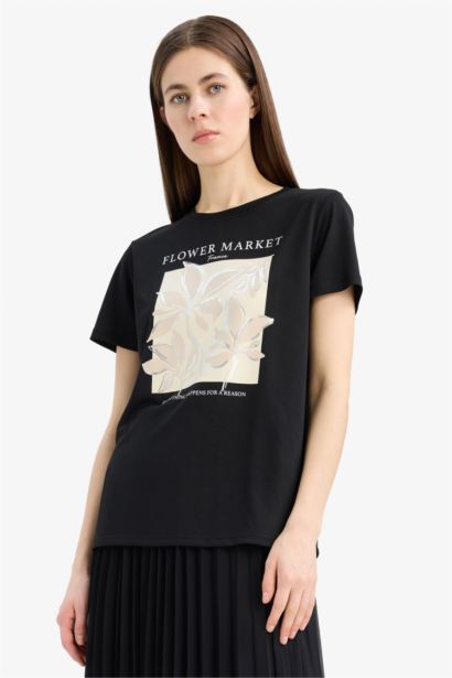 Regular Fit Bisiklet Yaka Çiçek Baskılı Kısa Kollu Tişört