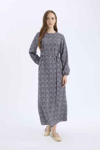 Regular Fit Crew Neck Patterned Belted Maxi Dress