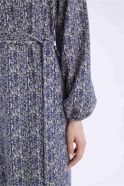 Regular Fit Crew Neck Patterned Belted Maxi Dress