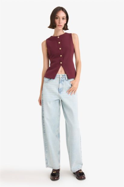 Slim Fit Crew Neck Vest