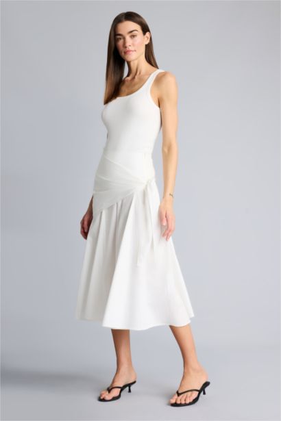 Slim Fit Basic Camisole Round Collar Tank Top