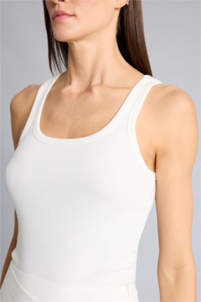 Slim Fit Basic Camisole Round Collar Tank Top