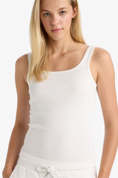 Slim Fit Basic Camisole Round Collar Tank Top