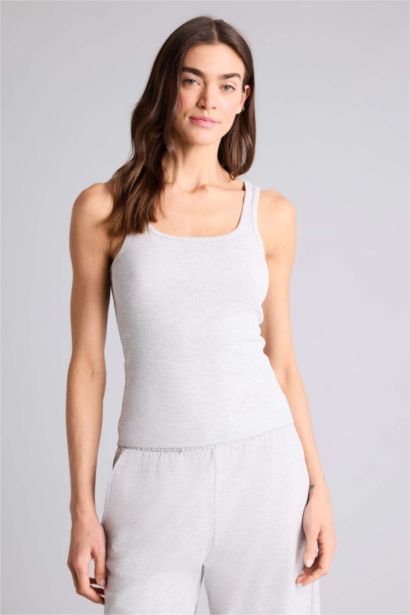 Slim Fit Basic Camisole Round Collar Tank Top