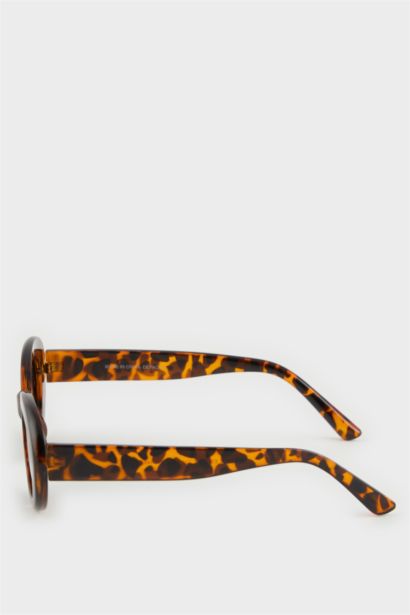 نظارة شمسية