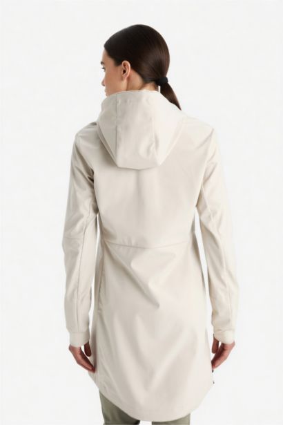 Su İtici Softshell Slim Fit Dar Kesim Kapüşonlu Fermuarlı Cepli Parka