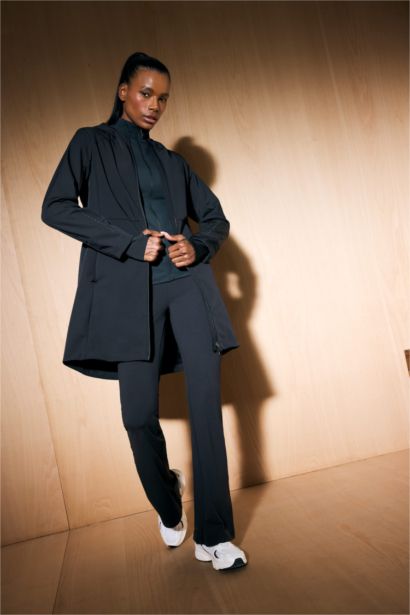 Su İtici Softshell Slim Fit Dar Kesim Kapüşonlu Fermuarlı Cepli Parka