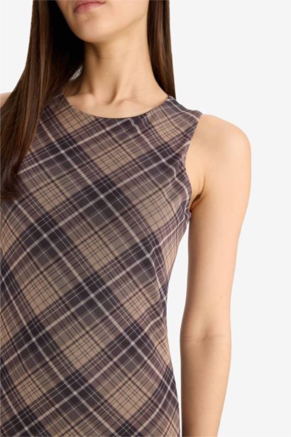 Asymmetrical Boat Neck Plaid Tulle Midi Dress