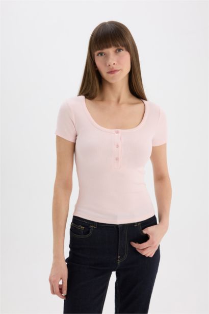 Slim Fit Dar Kesim Yuvarlak Yaka Basic Düz Fitilli Kaşkorse Kısa Kollu Tişört