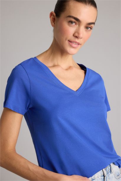 Woman Short Sleeve T-Shirt