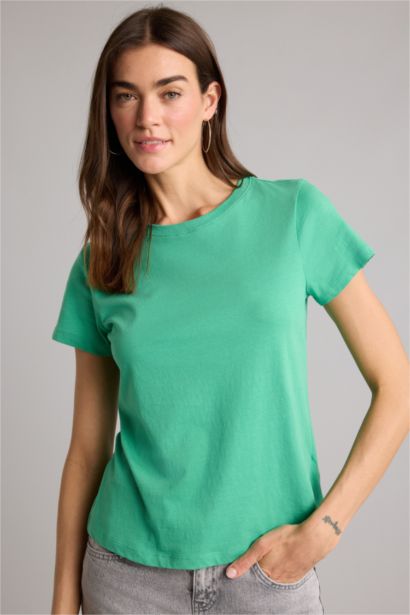 Woman Short Sleeve T-Shirt