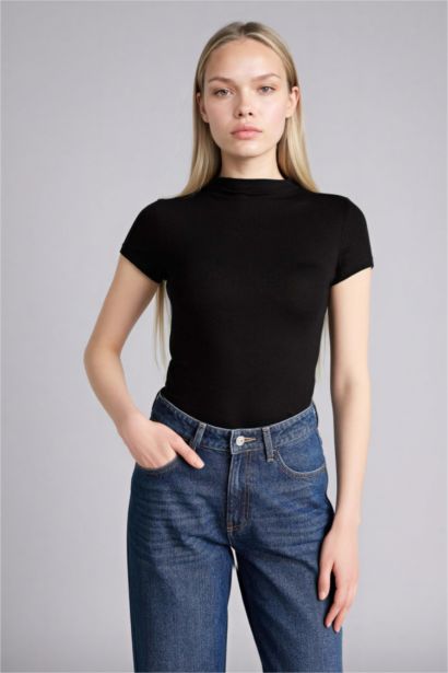 Slim Fit Half Turtleneck Short Sleeve T-Shirt