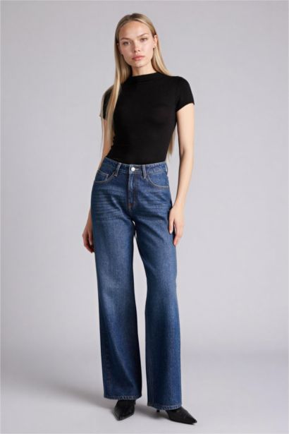 Slim Fit Half Turtleneck Short Sleeve T-Shirt