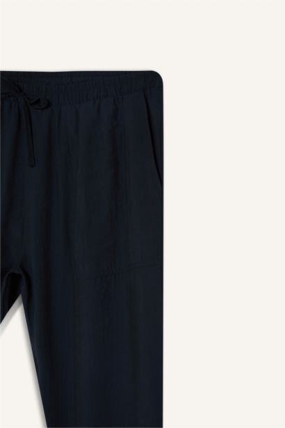 بنطرون سادة بيزك قصة مستقيمة برجل عادي بجيب وخصر عالي