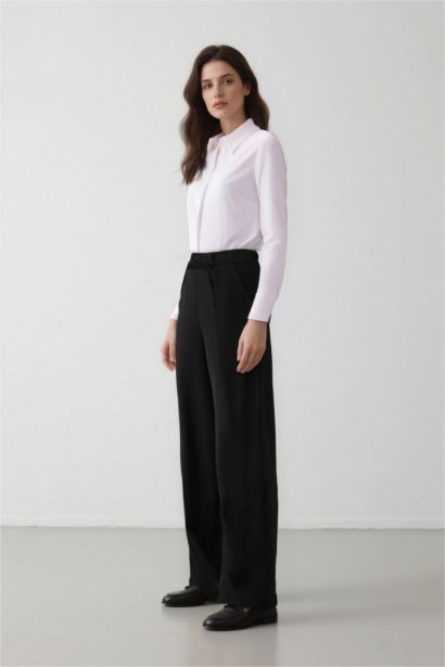 بنطرون قماش وايد ليج برجل واسع بثلاثة جيوب وخصر عادي