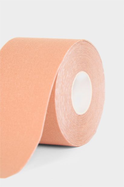 Ruban adhésif poitrine pour femme