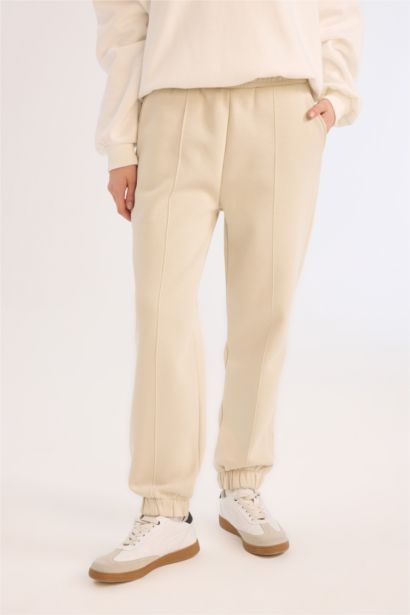 Basic Elastic Waist Leg Thick Jogger Sweatpants