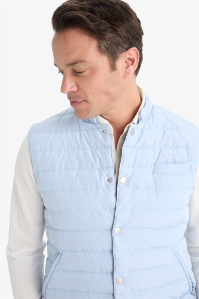 Slim Fit Dar Kesim Çıtçıtlı Kaz Tüyü Yelek