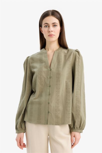 Fitted Crew Neck Embroidered Long Sleeve Shirt