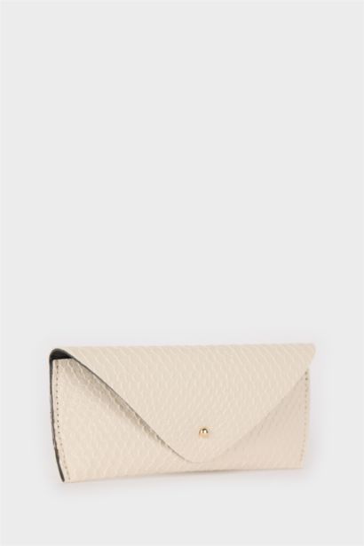 Woman Snakeskin Patterned Sunglasses Case