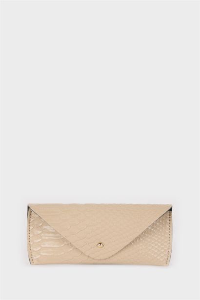 Woman Snakeskin Patterned Sunglasses Case