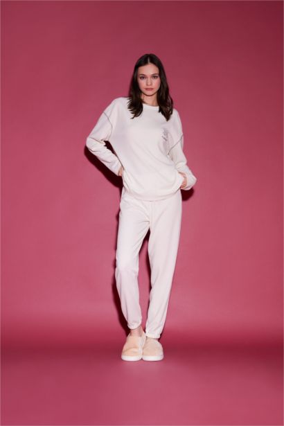 Pijama Takımı Velur Uzun Kollu Üst Beli Lastikli Uzun Alt