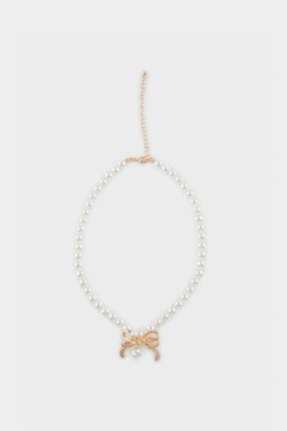 Woman Pearl Gold Ribbon Necklace