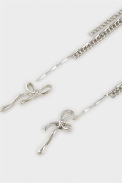 Woman 2 Piece Dangling Silver Earrings