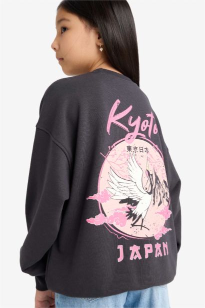 Girl Oversize Fit Crew Neck Sweatshirt