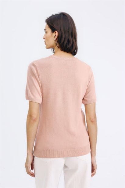 بلوز تريكو سادة بيزك قصة عادية بياخة مستديرة