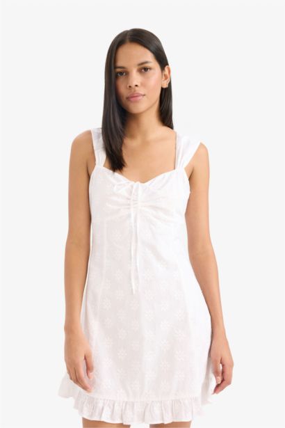 Kalp Yaka Pamuklu Askılı Mini Elbise