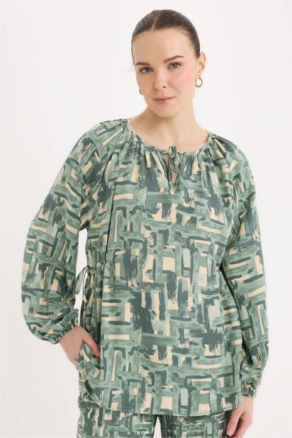 Blouse imprimée à manches longues et coupe régulière