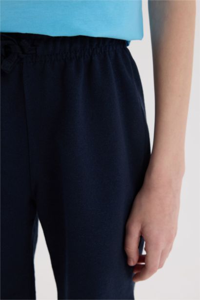 شورت قماش رقيق