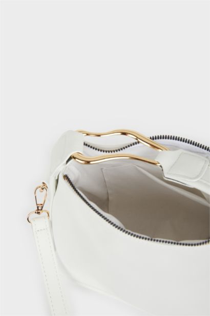 جنطة يد نسائي