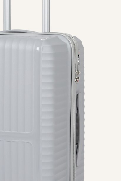 Unisex Hard Cover Medium Size Travel Suitcase