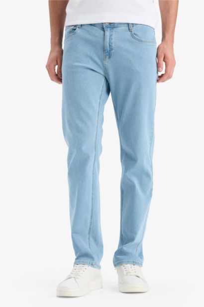 Sergio Regular Fit Regular Waist Straight Leg Jeans