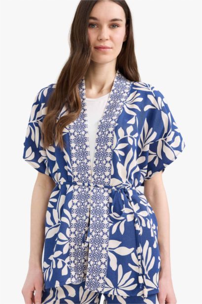 قميص نص كم من كتان مطبوع قصة عادية