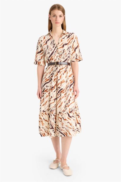 Платье-миди, рубашечный воротник, с животными принтами, половина рукавов