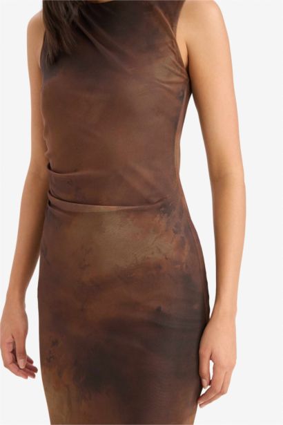 Bodycon Vücudu Saran Bisiklet Yaka Desenli Tül Kolsuz Midi Elbise