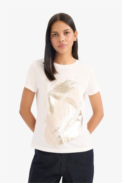 Woman Short Sleeve T-Shirt