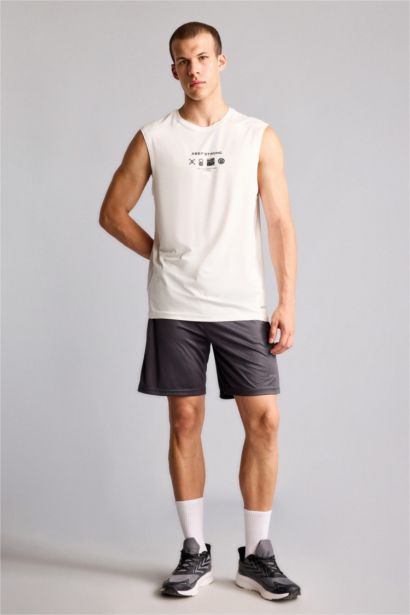 Boxy Fit Printed Crew Neck Sleeveless Tank Top