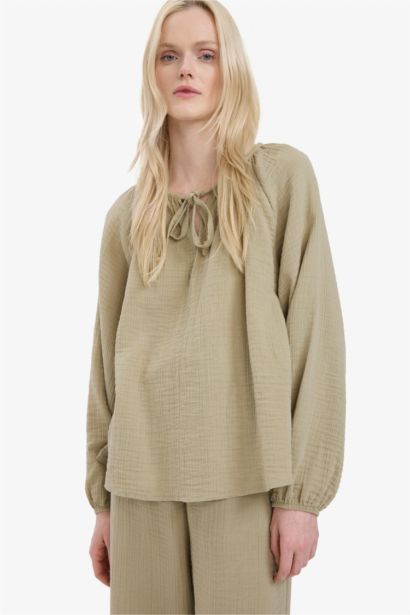 Oversize Geniş Kalıp Bağcıklı Yaka Müslin Uzun Kollu Bluz