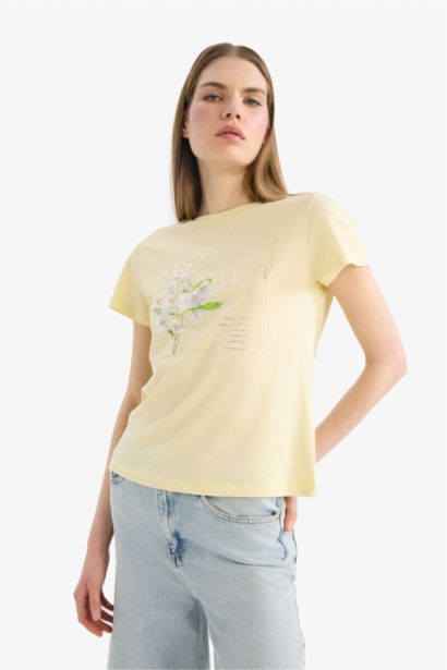 Regular Fit Crew Neck Photo Floral Cotton T-Shirt