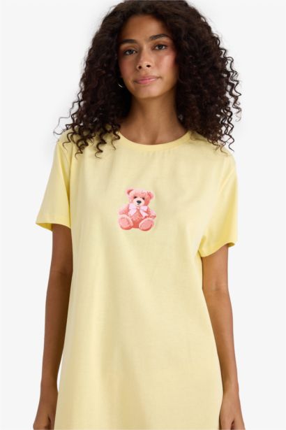 فستان قصة عادية