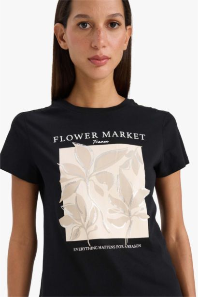 تيشيرت نص ردن فلورال قصة عادية بياخة مستديرة