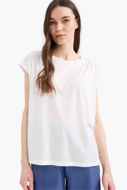 تيشيرت بيزك سادة نص كم بياقة مستديرة