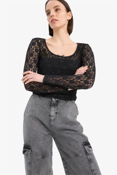 Slim Fit Lace Long Sleeve T-Shirt