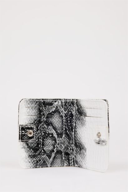 Woman Faux Leather Wallets